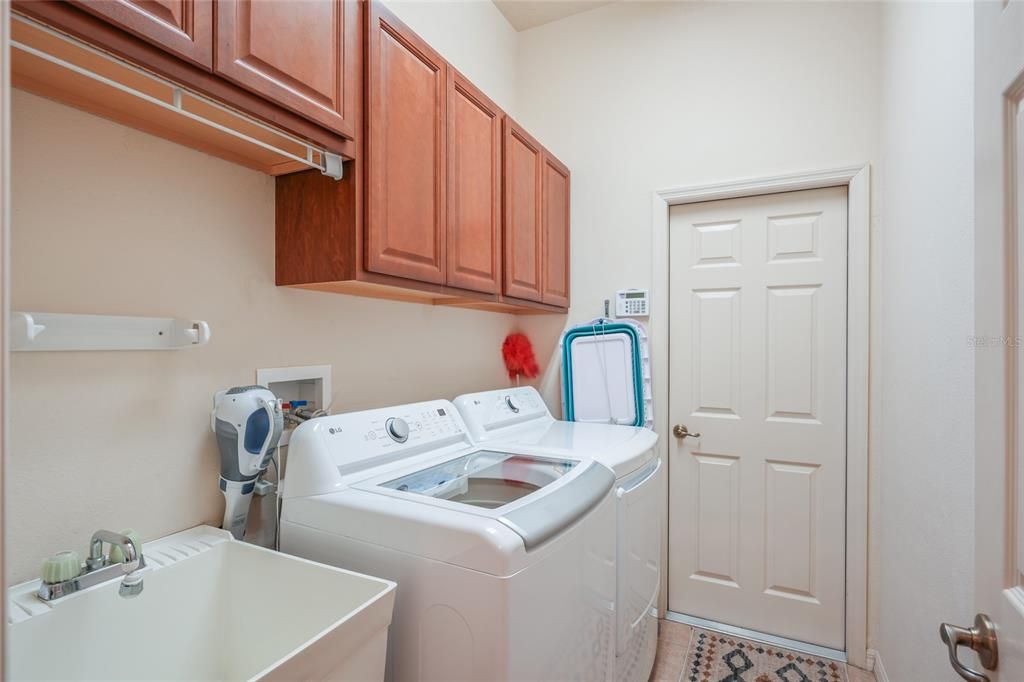 En Venta: $599,900 (4 camas, 4 baños, 3054 Pies cuadrados)
