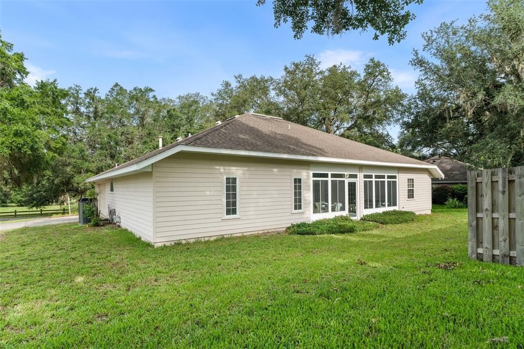For Sale: $375,000 (4 beds, 3 baths, 2278 Square Feet)