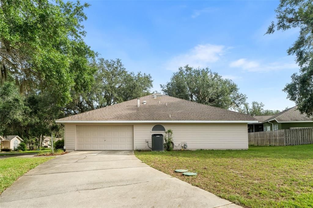For Sale: $375,000 (4 beds, 3 baths, 2278 Square Feet)