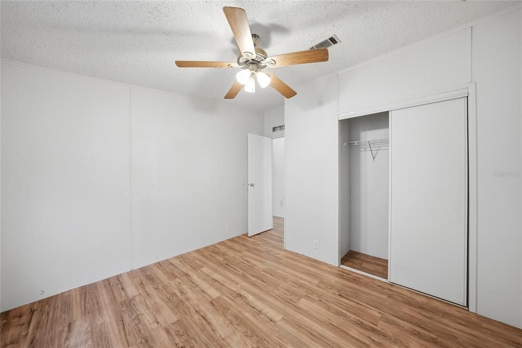 For Sale: $168,000 (3 beds, 2 baths, 1188 Square Feet)