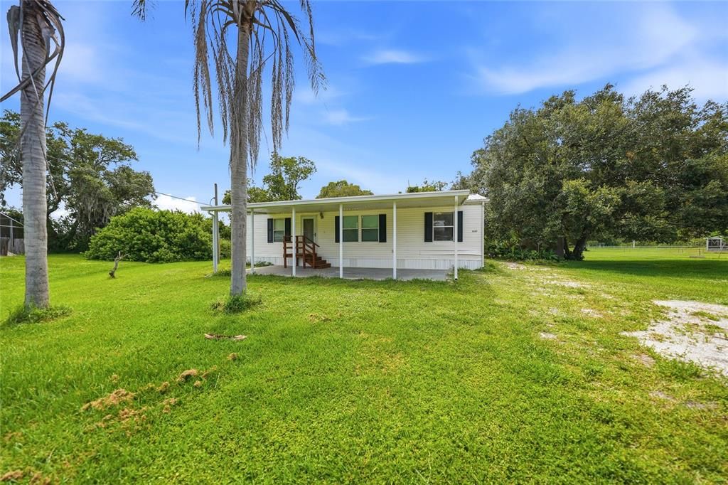 For Sale: $168,000 (3 beds, 2 baths, 1188 Square Feet)