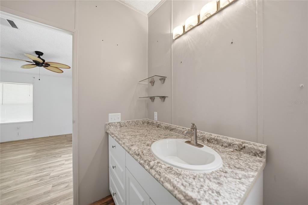 For Sale: $168,000 (3 beds, 2 baths, 1188 Square Feet)