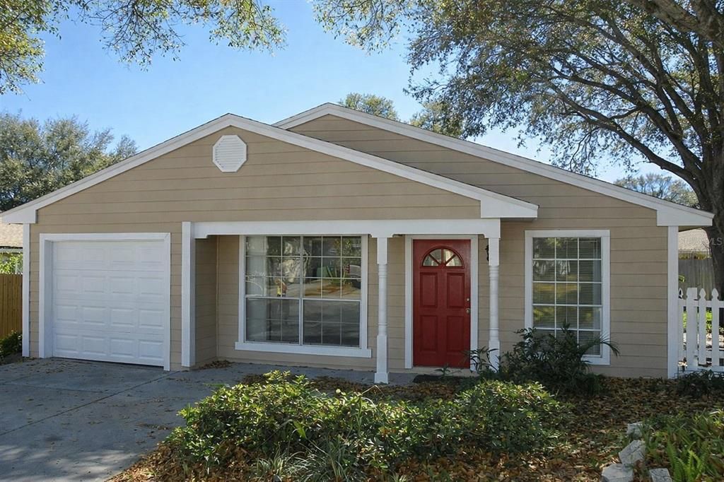 For Rent: $2,150 (3 beds, 2 baths, 1035 Square Feet)