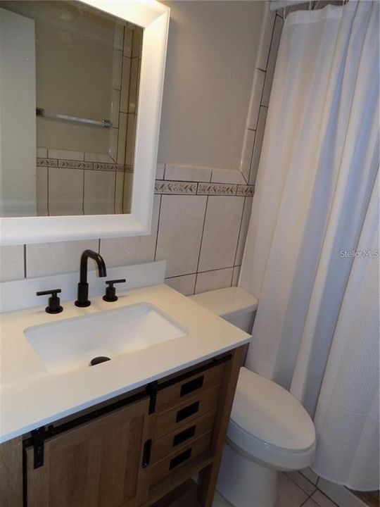 For Rent: $2,150 (3 beds, 2 baths, 1035 Square Feet)