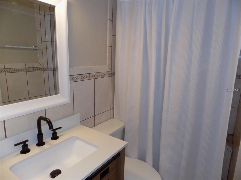 For Rent: $2,150 (3 beds, 2 baths, 1035 Square Feet)