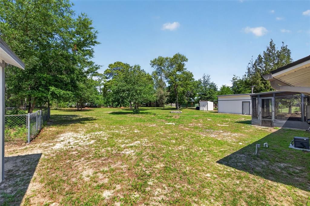 For Sale: $325,000 (3 beds, 2 baths, 1176 Square Feet)