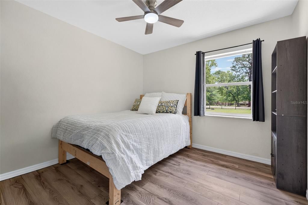 For Sale: $325,000 (3 beds, 2 baths, 1176 Square Feet)