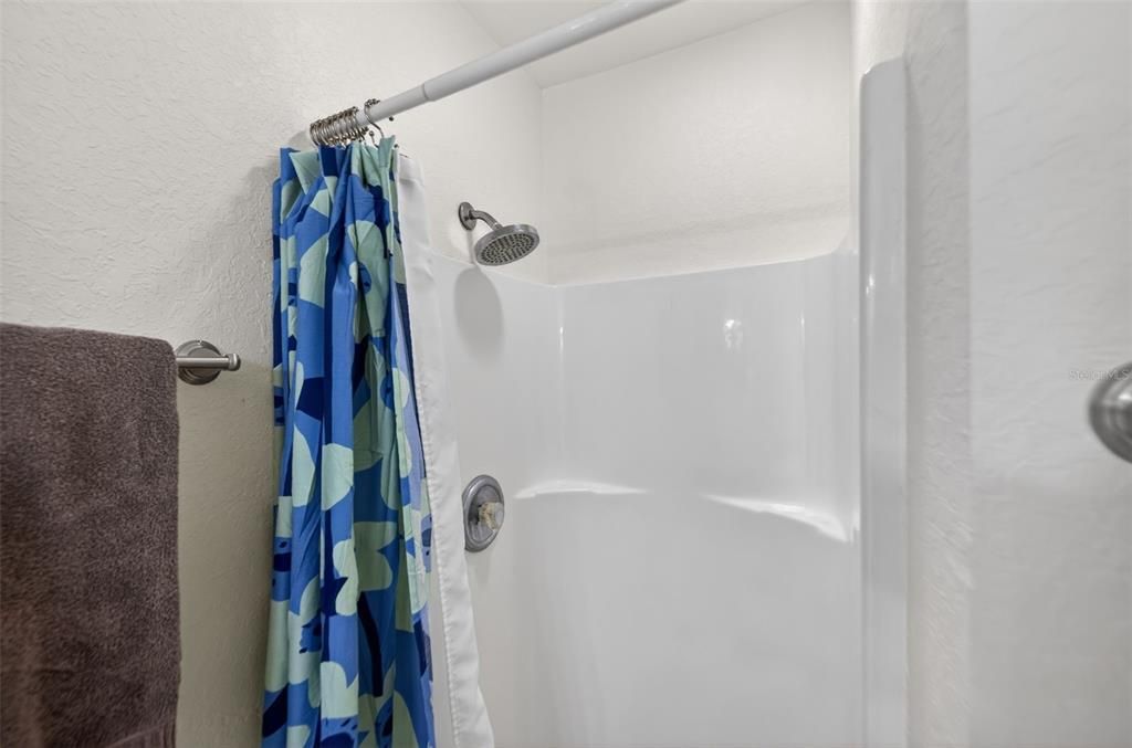 For Sale: $325,000 (3 beds, 2 baths, 1176 Square Feet)