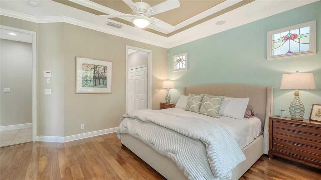 En Venta: $695,000 (3 camas, 2 baños, 2224 Pies cuadrados)