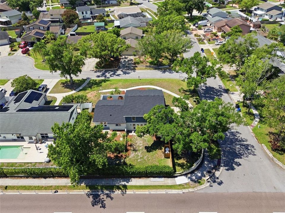 Active With Contract: $549,000 (4 beds, 2 baths, 2261 Square Feet)