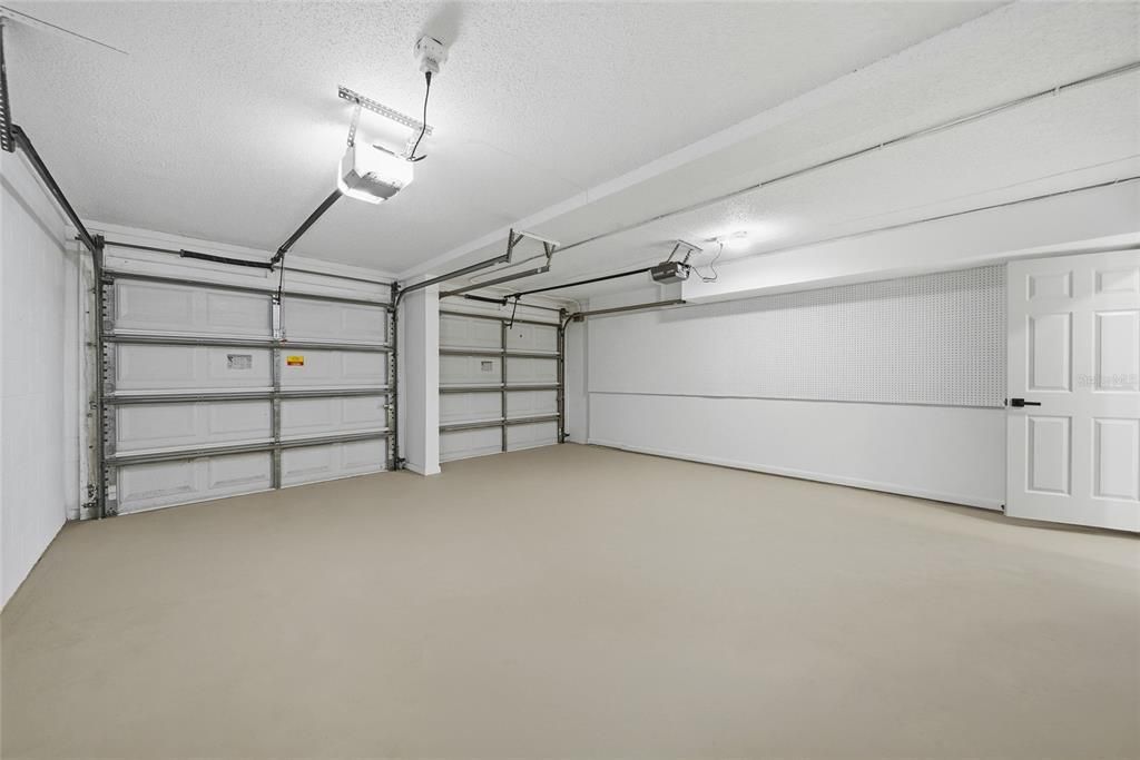 Active With Contract: $549,000 (4 beds, 2 baths, 2261 Square Feet)