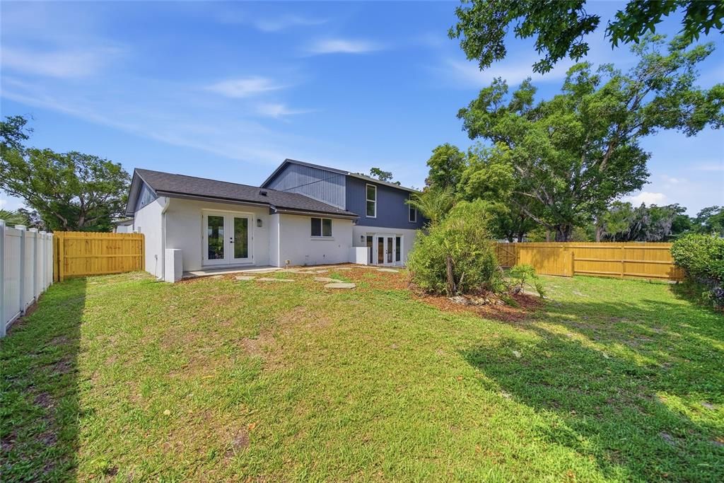 Active With Contract: $549,000 (4 beds, 2 baths, 2261 Square Feet)