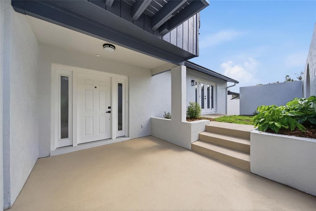 Active With Contract: $549,000 (4 beds, 2 baths, 2261 Square Feet)
