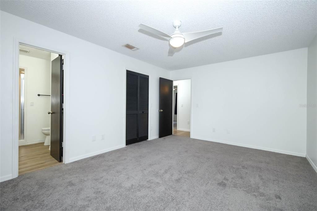 For Sale: $315,000 (3 beds, 2 baths, 1636 Square Feet)