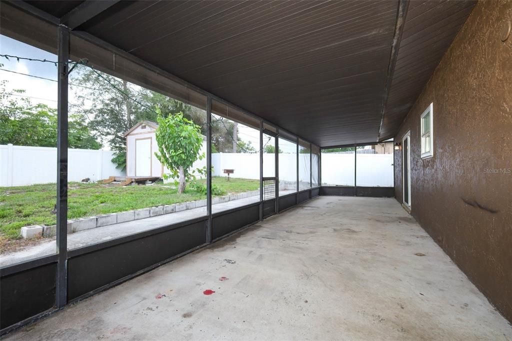 For Sale: $315,000 (3 beds, 2 baths, 1636 Square Feet)