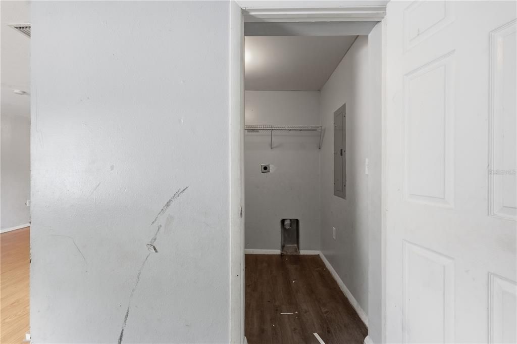 На продажу: $199,900 (3 спален, 2 ванн, 1279 Квадратных фут)