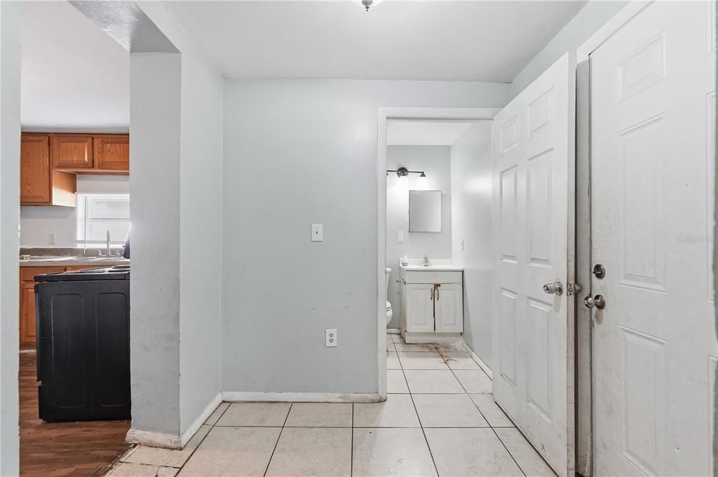 На продажу: $199,900 (3 спален, 2 ванн, 1279 Квадратных фут)