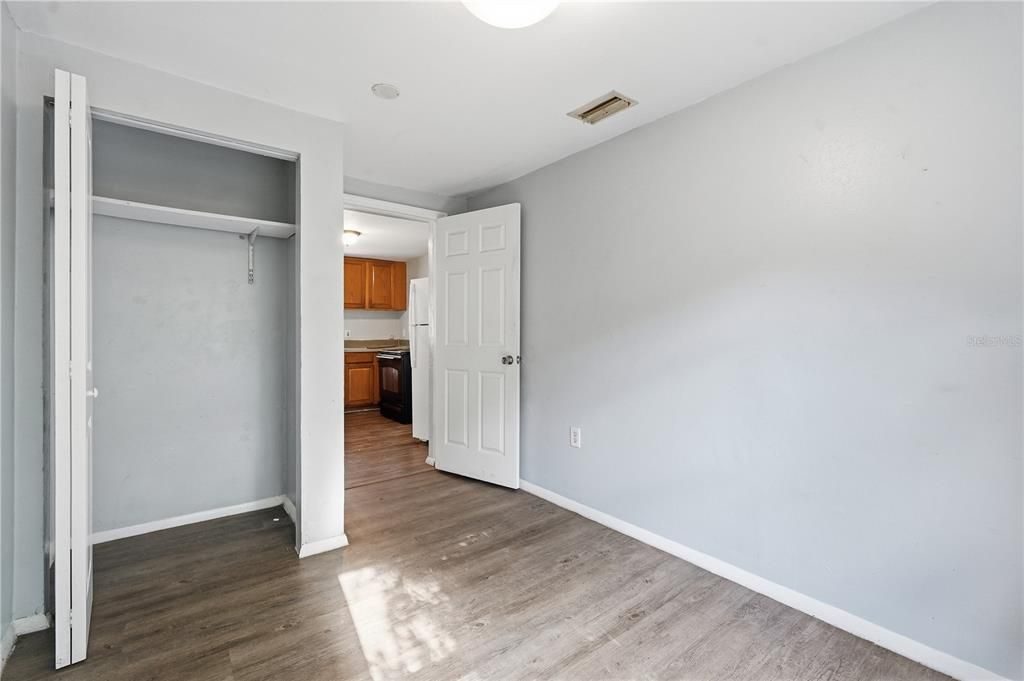 На продажу: $199,900 (3 спален, 2 ванн, 1279 Квадратных фут)