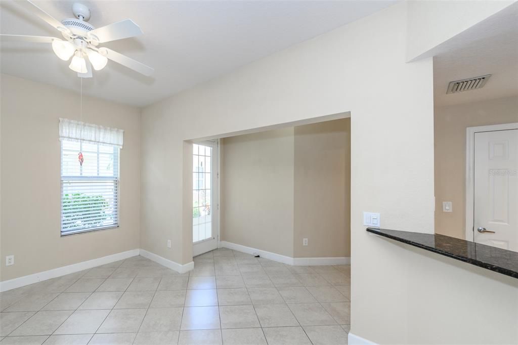 For Sale: $255,000 (2 beds, 2 baths, 1306 Square Feet)
