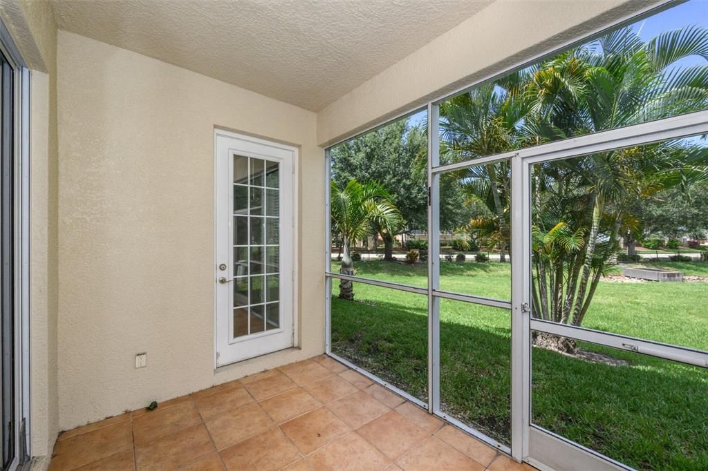 For Sale: $255,000 (2 beds, 2 baths, 1306 Square Feet)