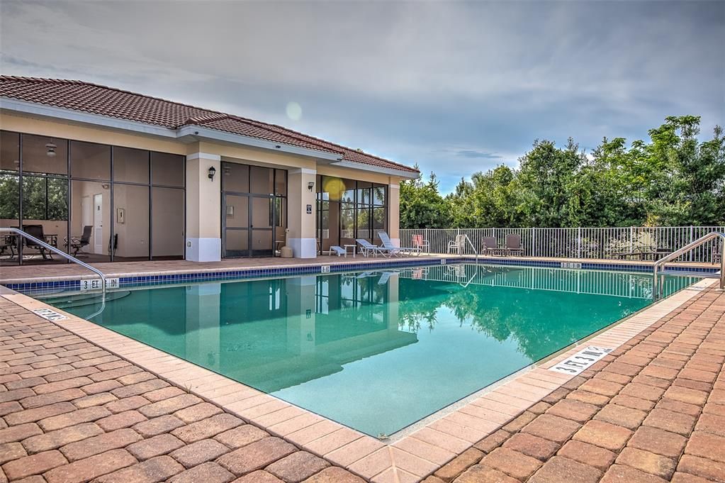For Sale: $255,000 (2 beds, 2 baths, 1306 Square Feet)