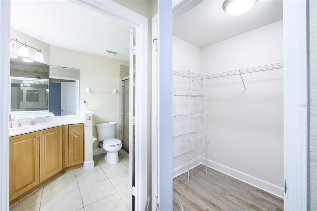 For Sale: $255,000 (2 beds, 2 baths, 1306 Square Feet)