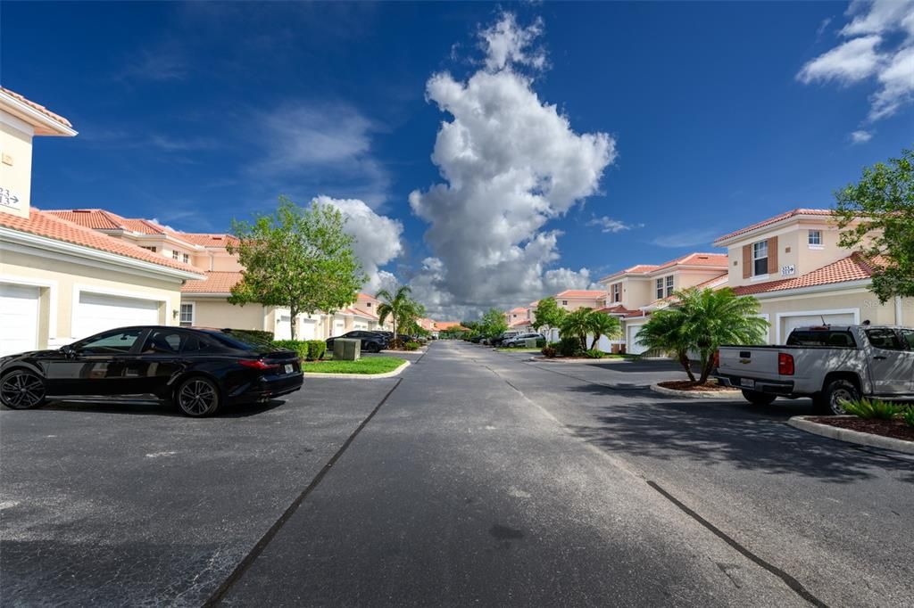 For Sale: $255,000 (2 beds, 2 baths, 1306 Square Feet)