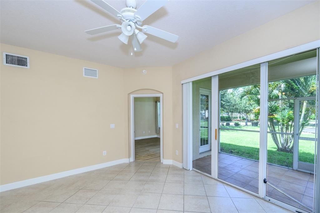 For Sale: $255,000 (2 beds, 2 baths, 1306 Square Feet)