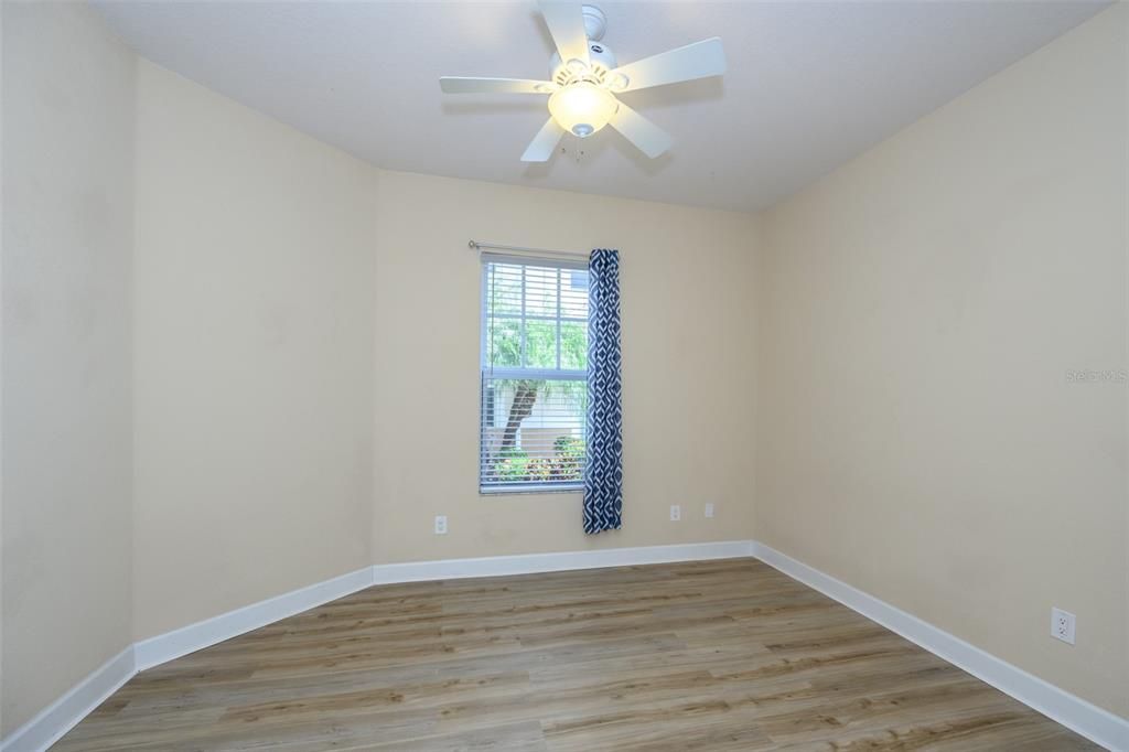 For Sale: $255,000 (2 beds, 2 baths, 1306 Square Feet)