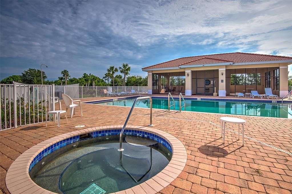 For Sale: $255,000 (2 beds, 2 baths, 1306 Square Feet)