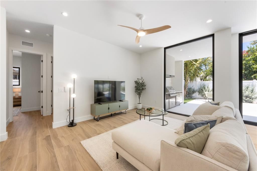 For Sale: $1,400,000 (4 beds, 3 baths, 2720 Square Feet)