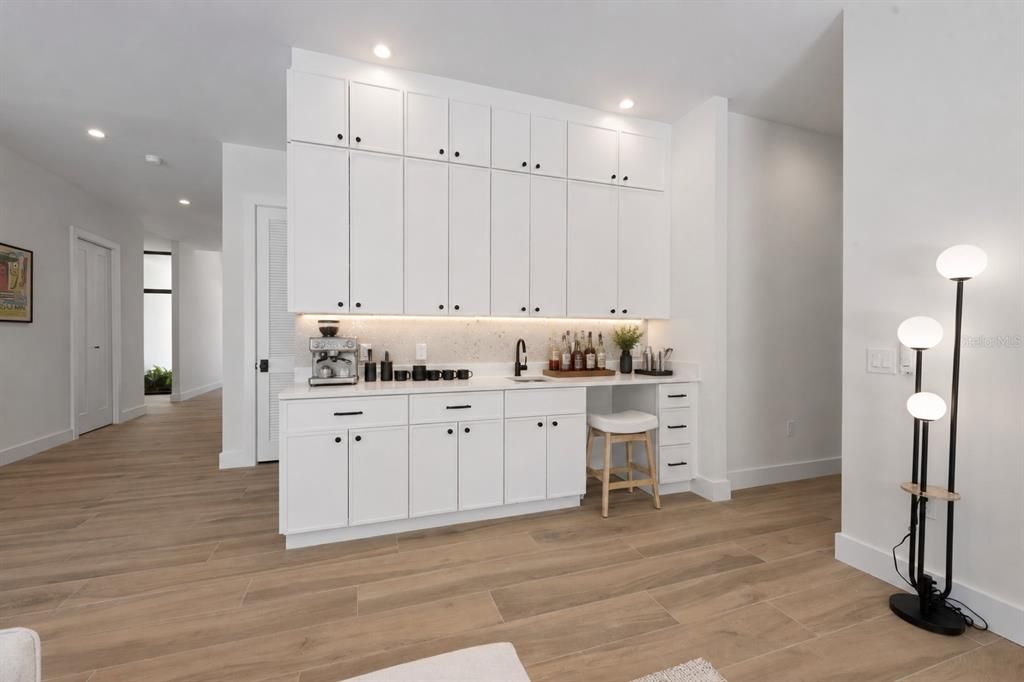 For Sale: $1,400,000 (4 beds, 3 baths, 2720 Square Feet)