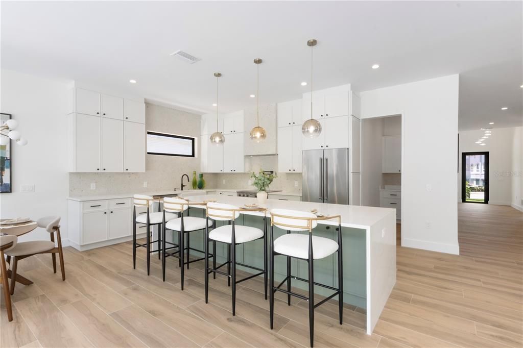 For Sale: $1,400,000 (4 beds, 3 baths, 2720 Square Feet)