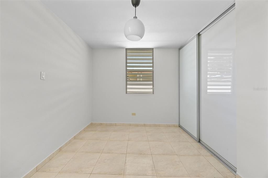 На продажу: $308,000 (3 спален, 1 ванн, 1150 Квадратных фут)