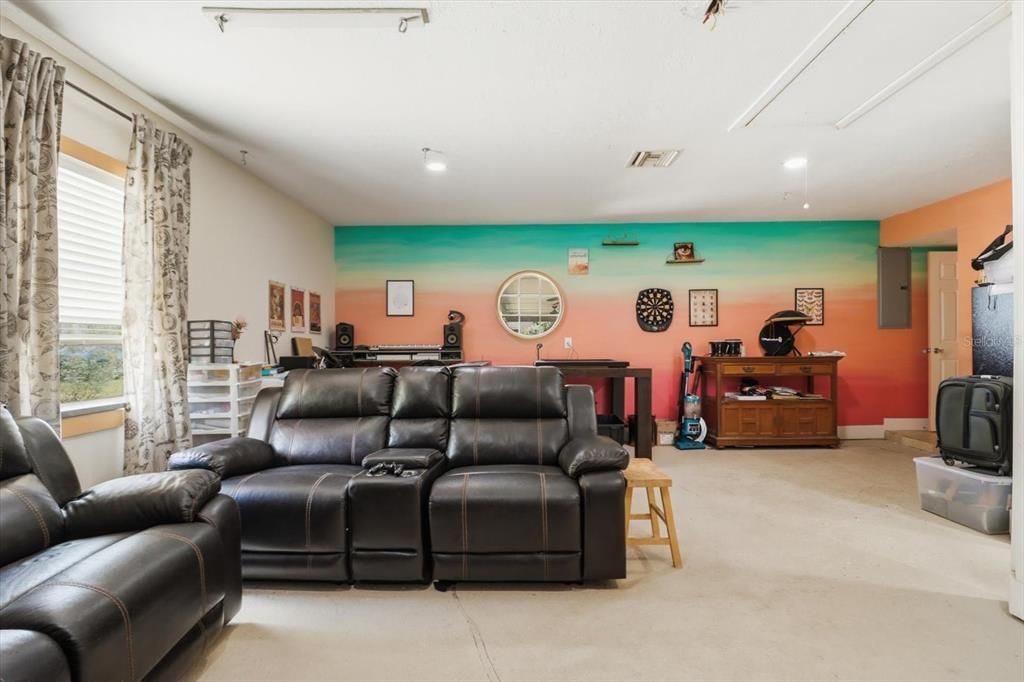 На продажу: $415,000 (3 спален, 3 ванн, 1832 Квадратных фут)