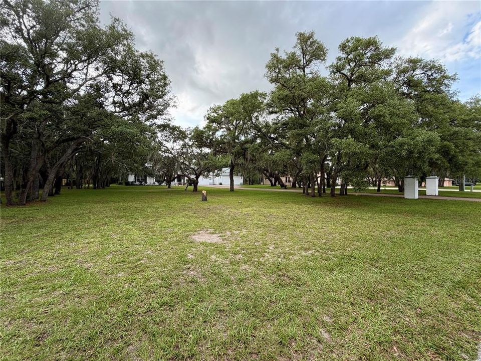 Activo con contrato: $425,000 (4 camas, 3 baños, 1873 Pies cuadrados)