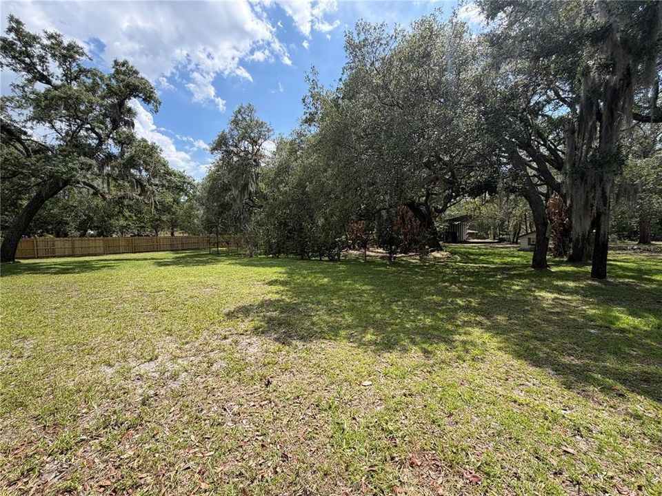 Activo con contrato: $425,000 (4 camas, 3 baños, 1873 Pies cuadrados)