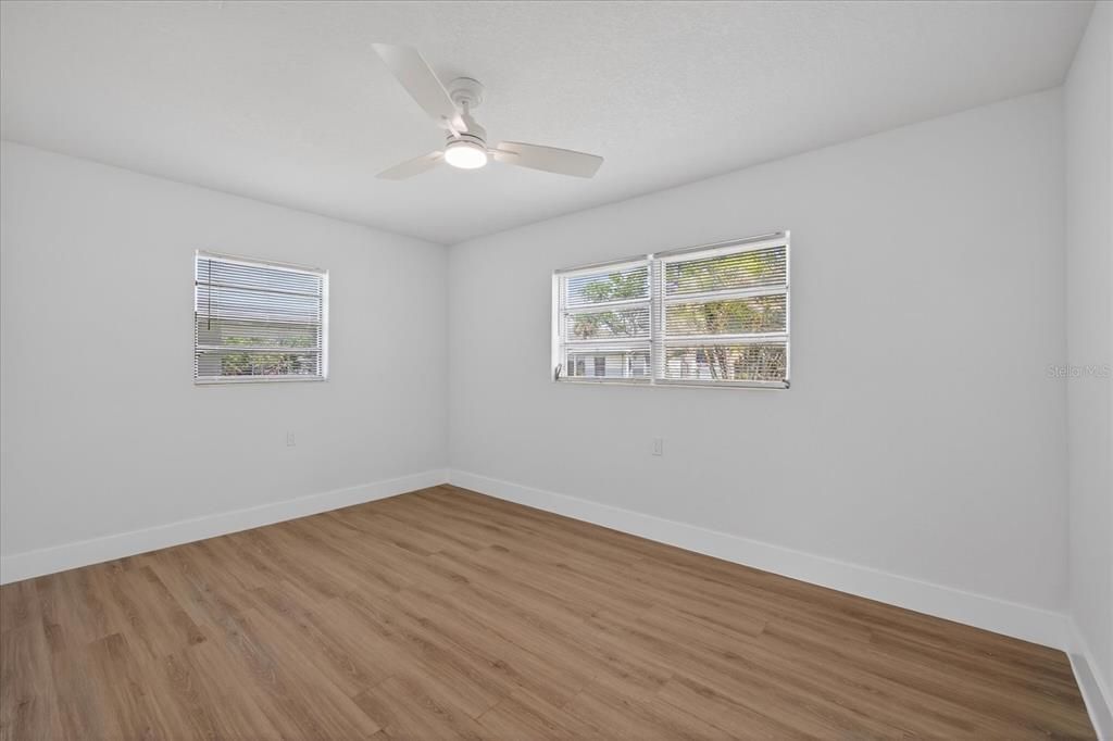 For Sale: $189,900 (3 beds, 2 baths, 1138 Square Feet)
