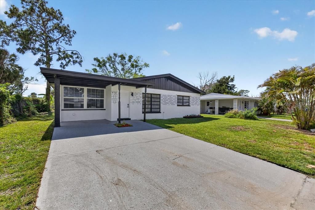 For Sale: $189,900 (3 beds, 2 baths, 1138 Square Feet)