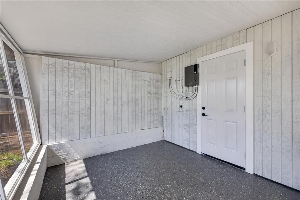 For Sale: $189,900 (3 beds, 2 baths, 1138 Square Feet)