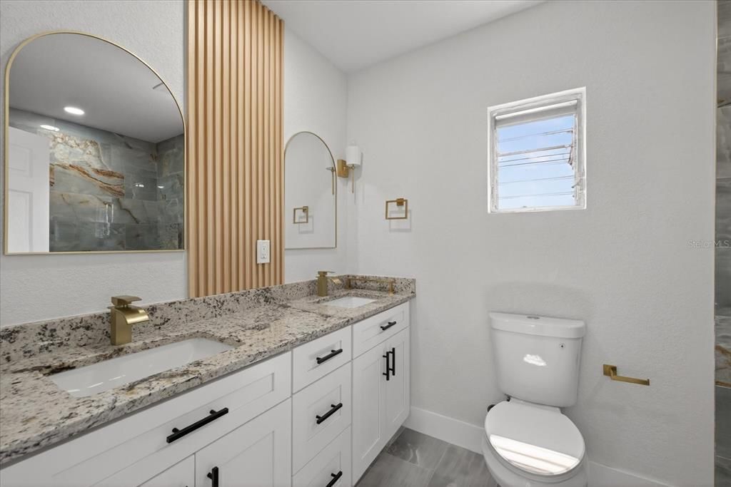 For Sale: $189,900 (3 beds, 2 baths, 1138 Square Feet)