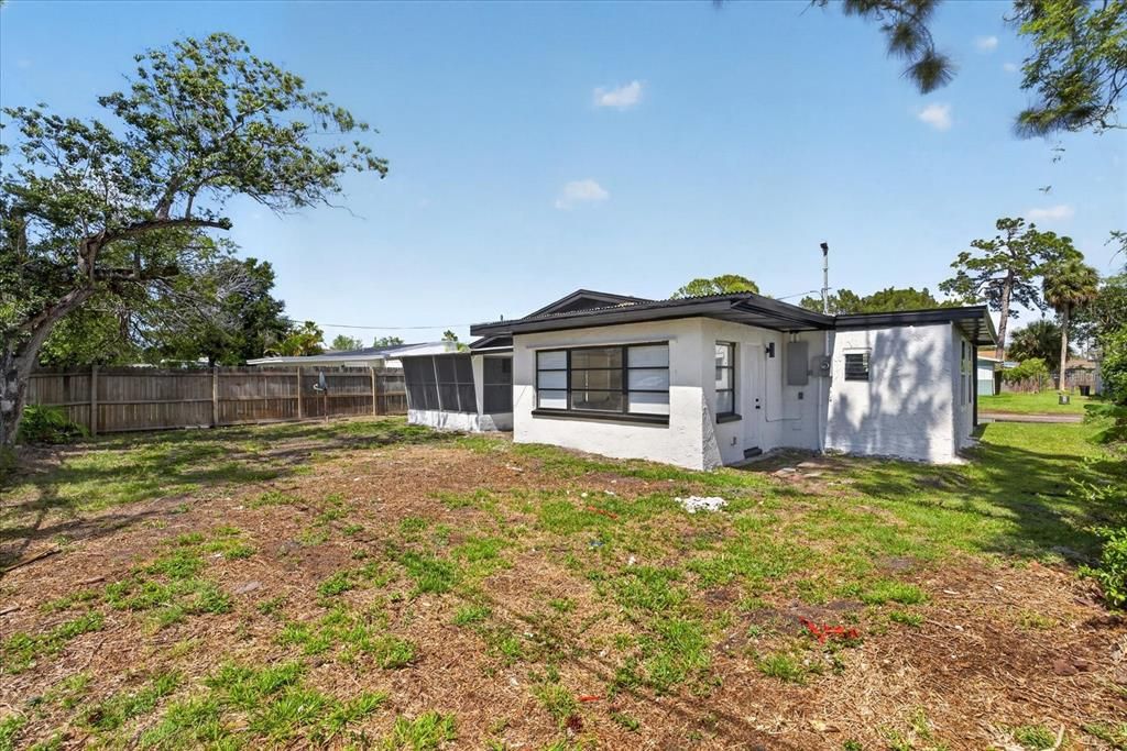For Sale: $189,900 (3 beds, 2 baths, 1138 Square Feet)