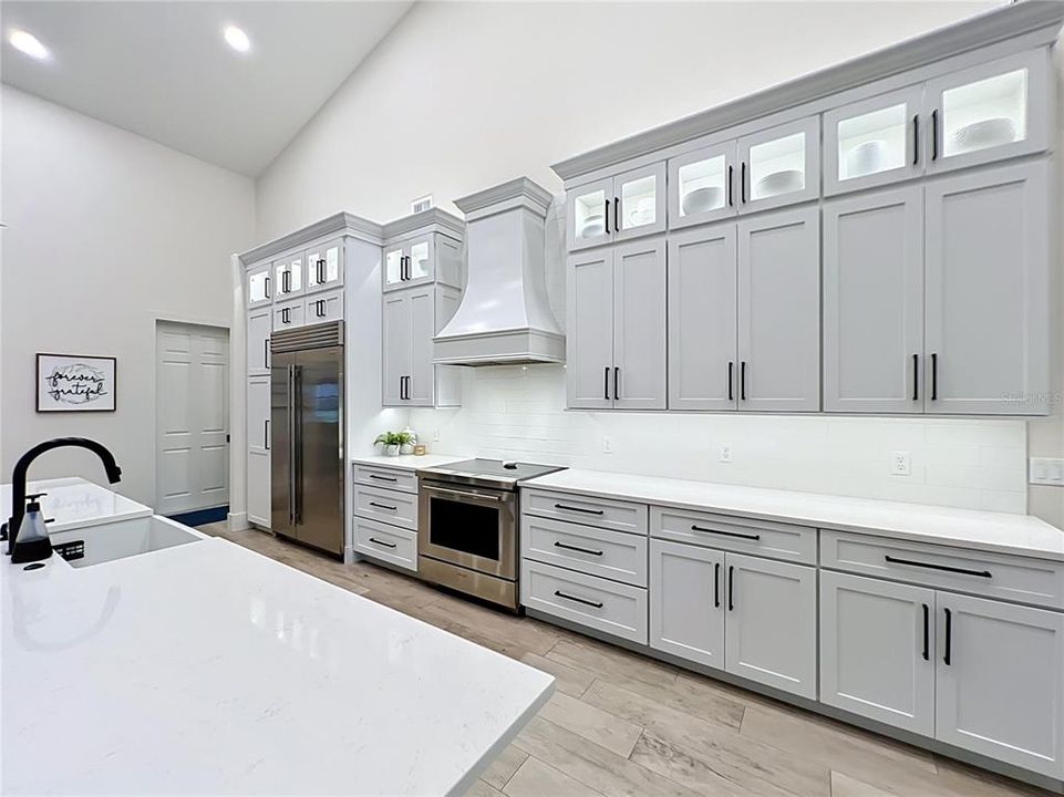 На продажу: $1,695,000 (5 спален, 3 ванн, 4598 Квадратных фут)
