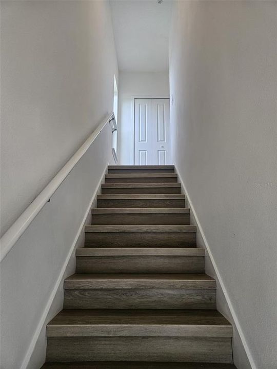 For Rent: $2,390 (3 beds, 2 baths, 1687 Square Feet)