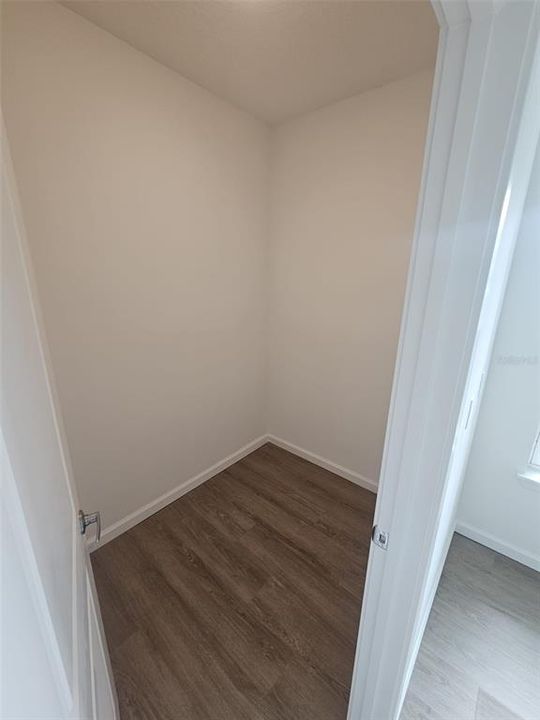 For Rent: $2,390 (3 beds, 2 baths, 1687 Square Feet)