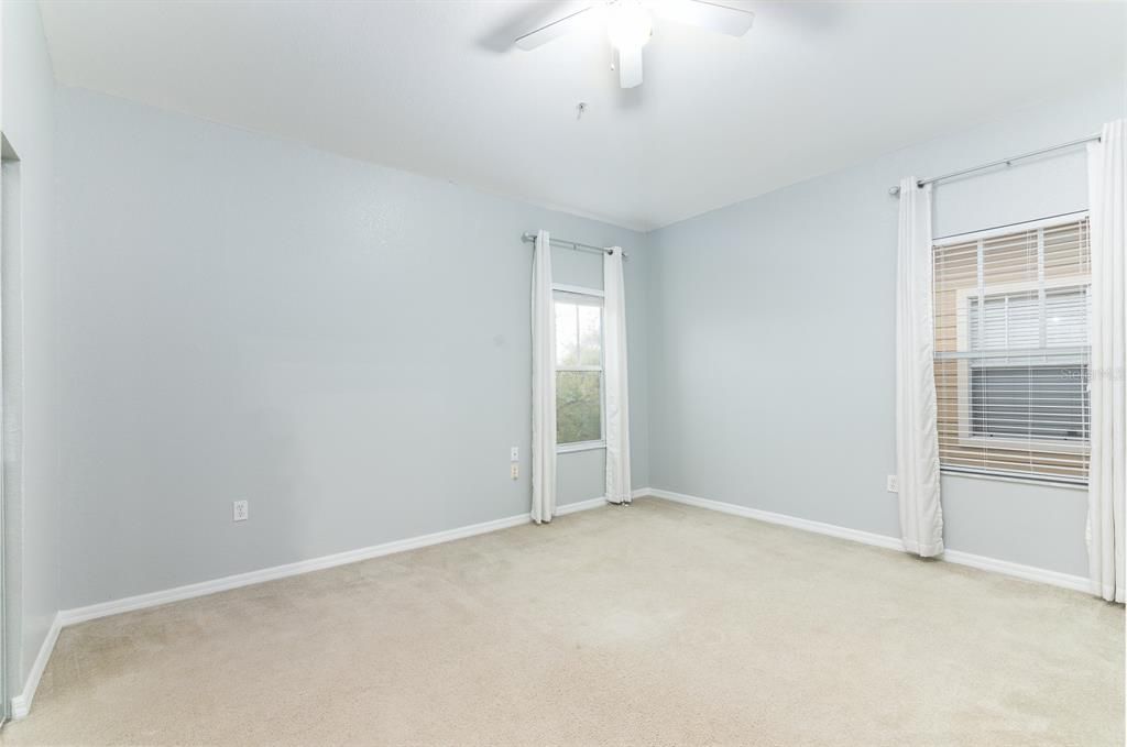 For Sale: $235,000 (2 beds, 2 baths, 1088 Square Feet)
