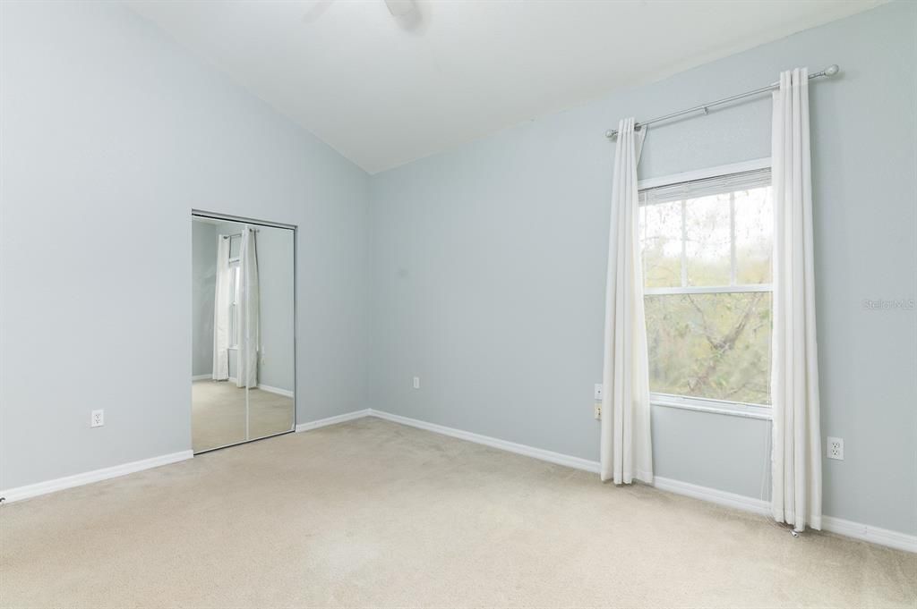 For Sale: $235,000 (2 beds, 2 baths, 1088 Square Feet)