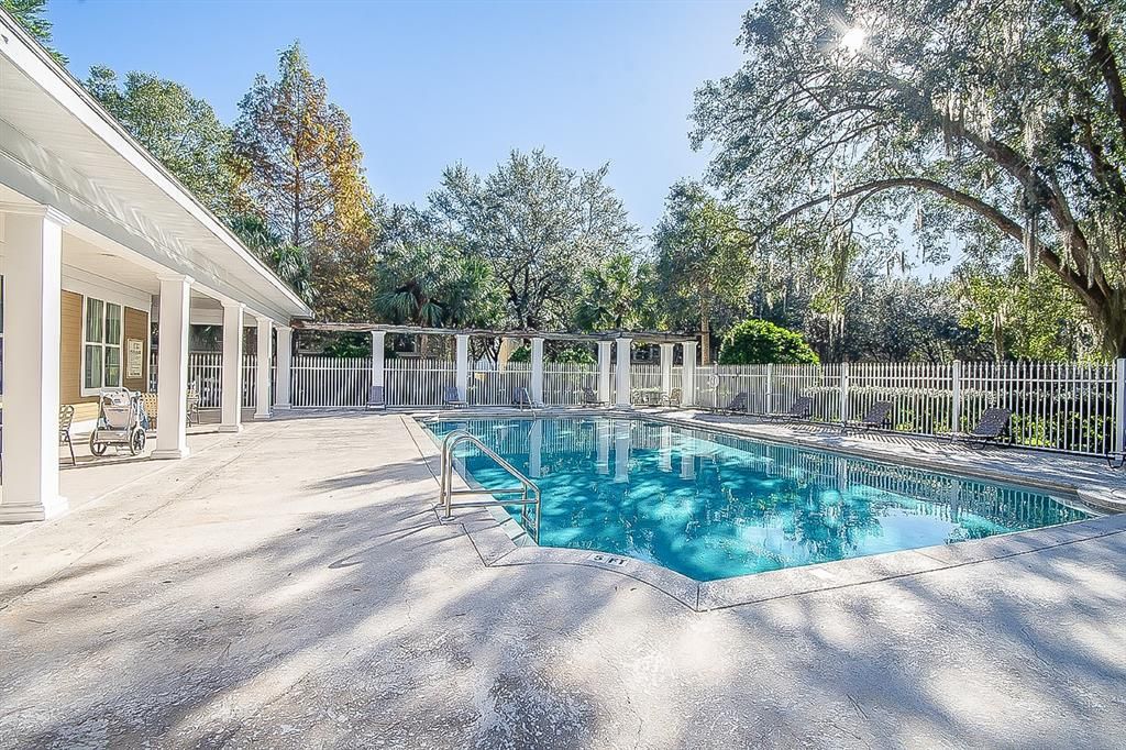 For Sale: $235,000 (2 beds, 2 baths, 1088 Square Feet)