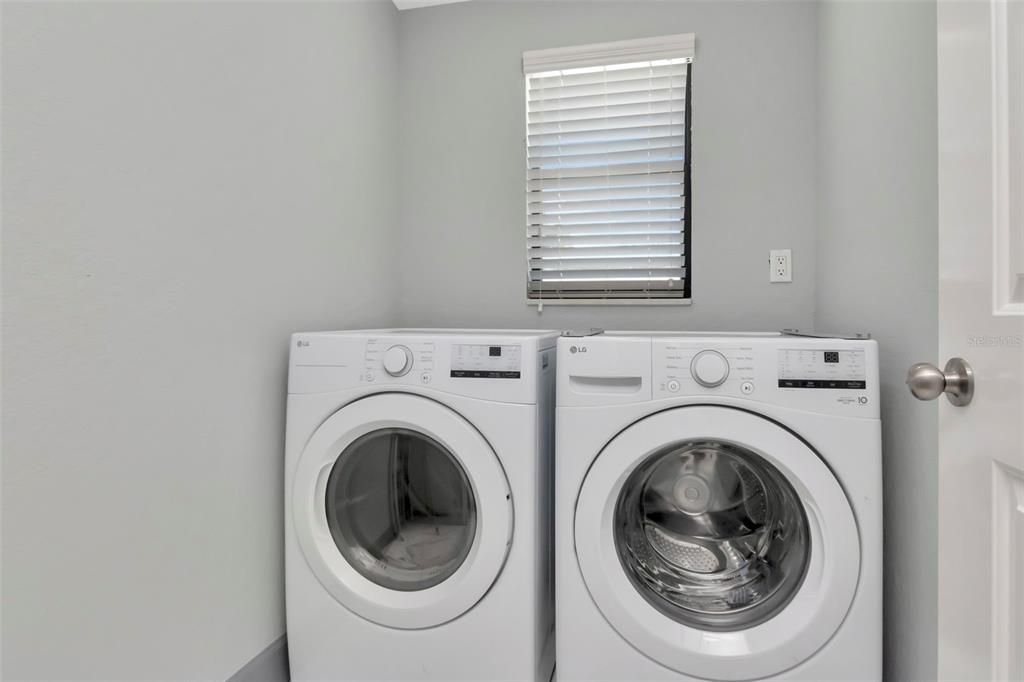 En Venta: $600,000 (3 camas, 3 baños, 1793 Pies cuadrados)