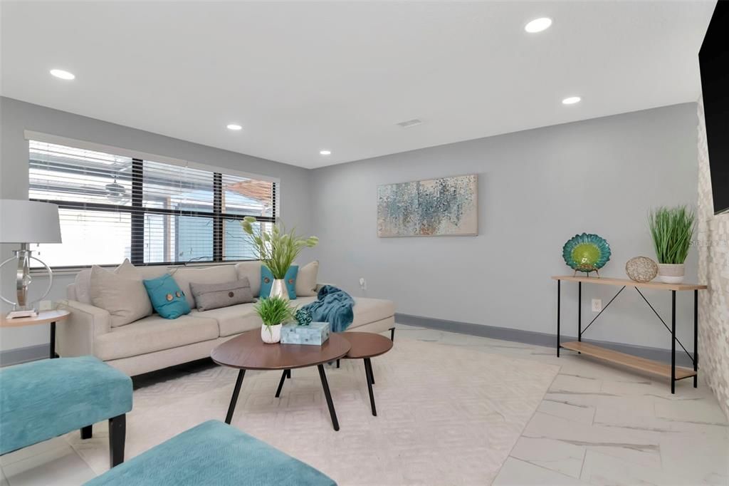 En Venta: $600,000 (3 camas, 3 baños, 1793 Pies cuadrados)